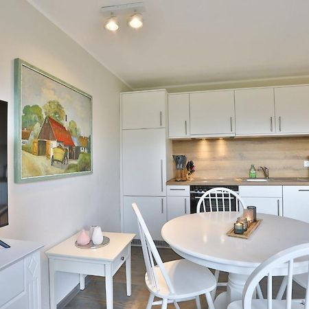 Ferienwohnung "Zur Rebe" Middelhagen Ngoại thất bức ảnh